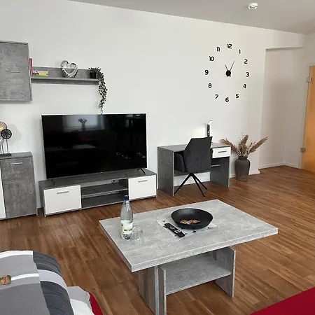 Am Bayrischen Bahnhof *